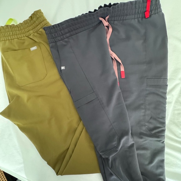 Olive and Gray Elastic Waist Pants - Picture 4 of 4